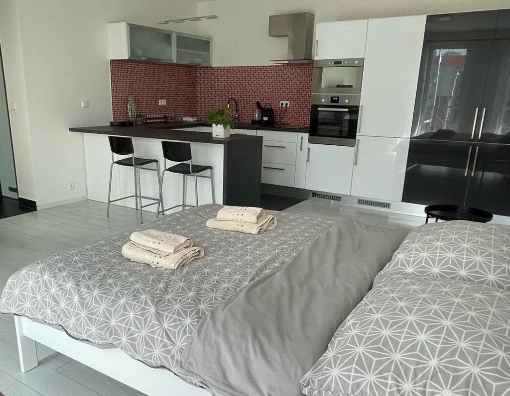 Rumako Apartments ปราก ภายนอก รูปภาพ